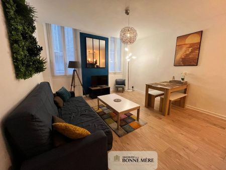 Location Appartement 2 pièces 41m² MARSEILLE 2ème - Photo 2