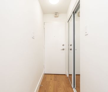 730 St Clarens Avenue - Photo 4
