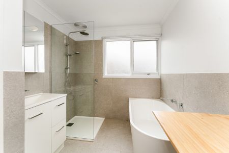 6/34 Linacre Road, Hampton VIC 3188 - Apartment For Rent | Domain - Photo 4