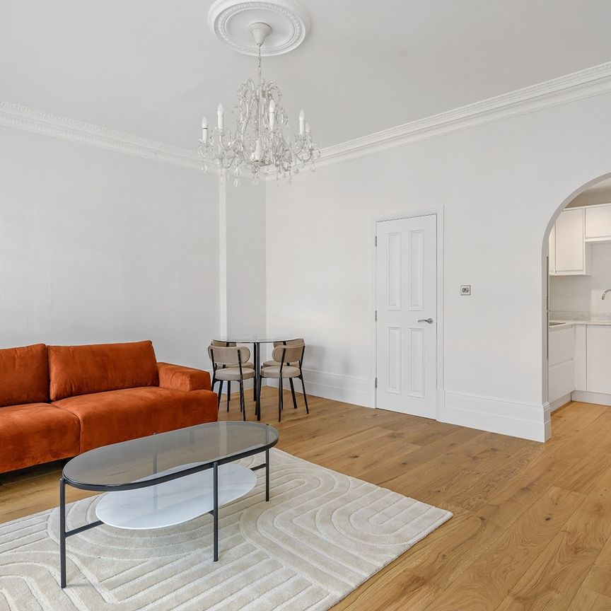 2 Bed Flat, Danbury Street, N1 - Photo 1