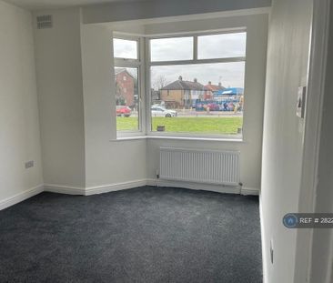 2 bedroom maisonette to rent - Photo 2