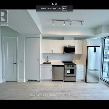 Brand new condo in Oakville for rent! - Photo 4