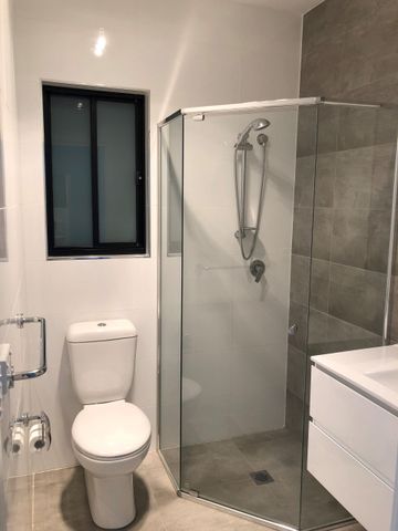 Apply Now - Century 21 | the Paramount Group *Granny Flat* - Photo 3