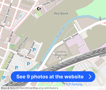 Park View, M4 - Photo 1