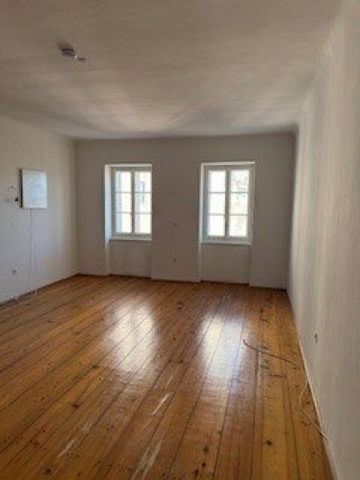 Altbauschönheit: Gemütliche 1-Zimmer-Wohnung, Küche/Essen extra, großzügiger Vorraum, in Graz, Uni nähe : Modern, gepflegt und sehr zentral gelegen - Foto 2