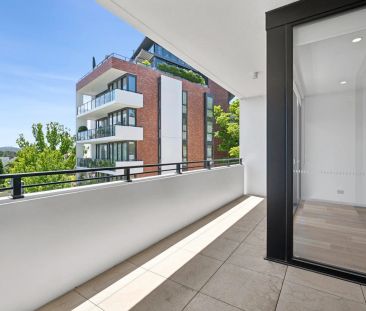 Modern and spacious one bedroom unit in Prime location - Photo 6