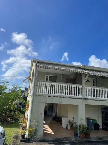 F2 meublé avec terrasse à Schoelcher - Photo 5