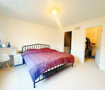 For Lease - 27 Ness Drive, Richmond Hill, Ontario - Photo 2