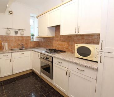 2 bedroom apartment to rent - Photo 6