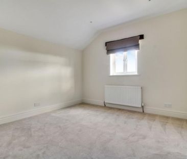 3 bedroom apartment to rent - Photo 6