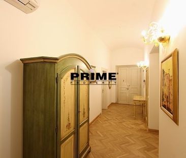 Pronájem bytu 3+1 122 m² - Fotografie 1