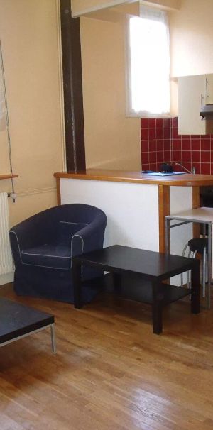 T2 meublé ? Tout confort - Photo 1