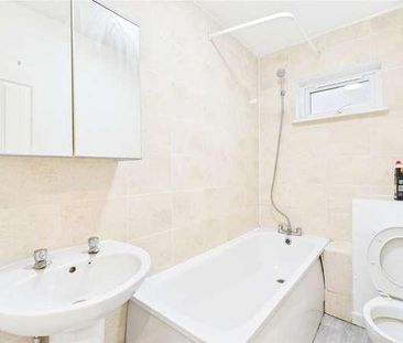 Western Avenue, Dagenham, RM10 - Photo 6