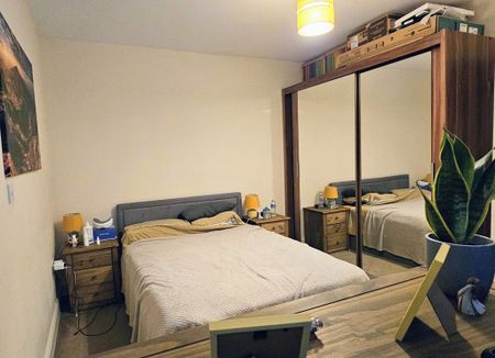 2 bedroom flat to rent - Photo 4