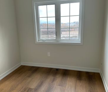 For Lease - 11 Bullata Lane, Richmond Hill, Ontario - Photo 5