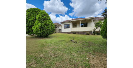 Well-Presented 2-Bedroom Home in Prime Location - Photo 2