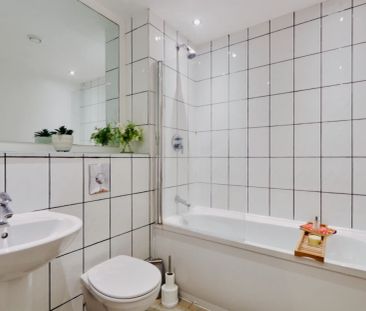 2 Bedroom - Photo 6
