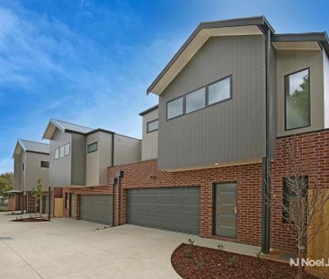 4/6 Esther Crescent, MOOROOLBARK - Photo 5