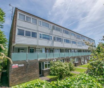 2 bedroom maisonette to rent - Photo 4