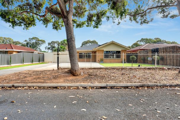 15 Walnut Avenue, Parafield Gardens SA 5107 - House For Rent - $650 | Domain - Photo 1