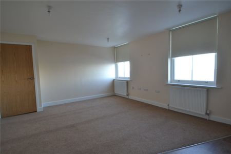 2 bed apartment to rent in Queens Parade, Scarborough, YO12 - Photo 4