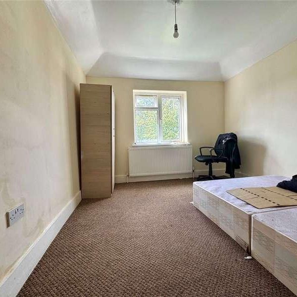 Kenilworth, Speke Road, Thornton Heath, CR7 - Photo 1