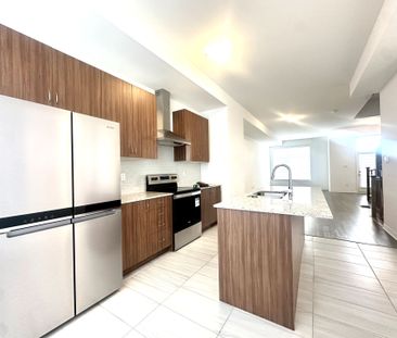 For Lease - 127 Markland Street, Markham, Ontario - Photo 6