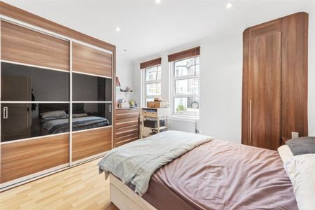 1 bedroom Flat To Let - Photo 2