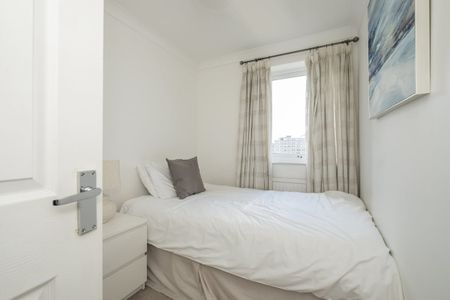 4 bedroom terraced house to rent - Photo 2