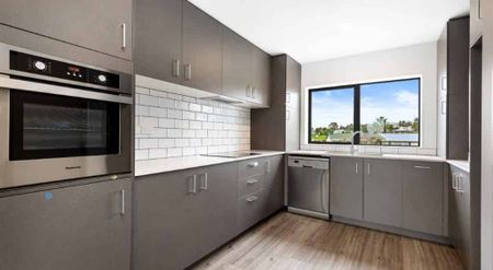 GLEN INNES, 2 BEDROOMS - Photo 5