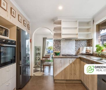 2 PINAROO COURT, Wyndham Vale, Vic 3024 - Photo 5