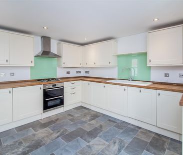 The Mead, Farmborough, Bath - Photo 4
