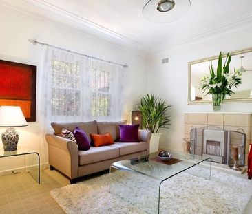 Serene Bushland Setting, Stroll to Coogee Beach - Photo 4