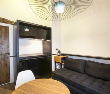 Appartement à louer rue du Dragon, Paris 6ème - Photo 3