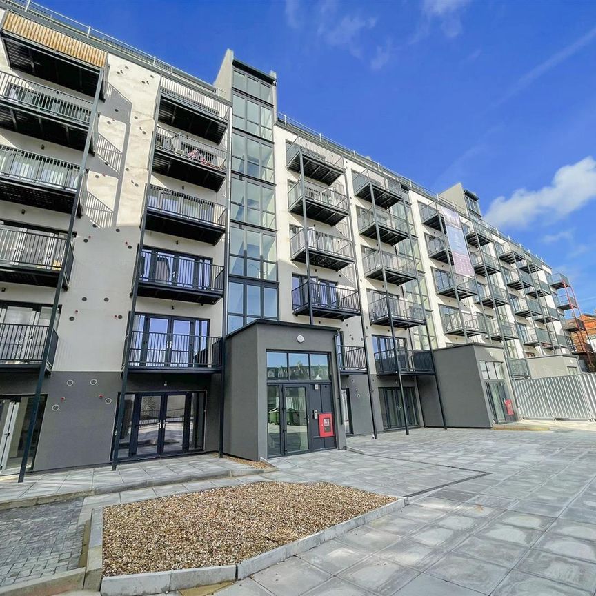 Flat 64, 5 Martin Court, Hastings - Photo 1