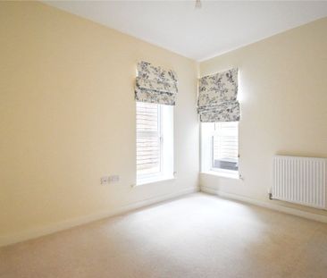 Beautifully presented 1 bedroom apartment at this bespoke developme... - Photo 3