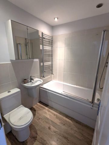 2 bedroom Flat To Let Total Size: 1238 SQ FT - Photo 5