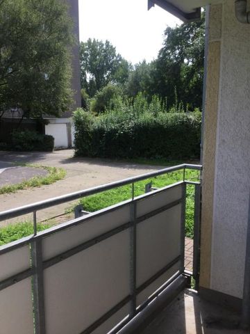 Barrierefreier Zugang! Renoviertes Erdgeschoß mit Balkon - Foto 2