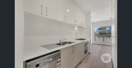 Trendy Town House - Photo 3