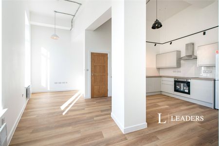 1 bedroom apartment to rent Commercial Road, Portsmouth, Hampshire, PO1 - Photo 2