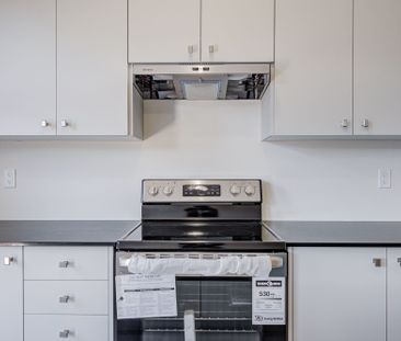For Lease - 37 Harold Wilson Lane, Richmond Hill, Ontario - Photo 1