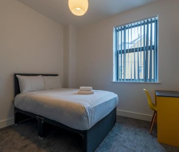 1 bedroom in a house share to rent - Photo 1