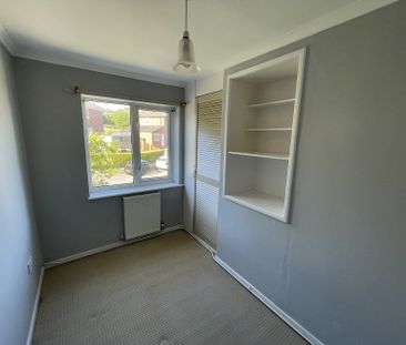 9 Eastfield Road, S18 - Photo 4