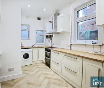 3 bedroom terraced house to rent - Photo 6