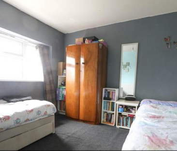 3 bedroom house to rent Reedham Way, ST2 - Photo 5