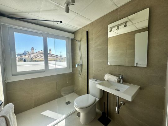 Middle Floor Apartment in Fuengirola - Photo 1