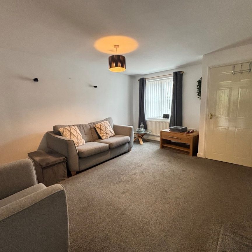 Cludd Avenue, Newark, Nottinghamshire, NG24 - Photo 1