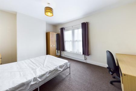 4 bedroom house to rent - Photo 2