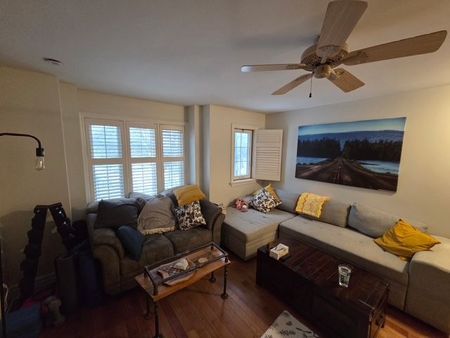 For Lease - 6 Cam Fella Lane, Toronto, Ontario - Photo 2