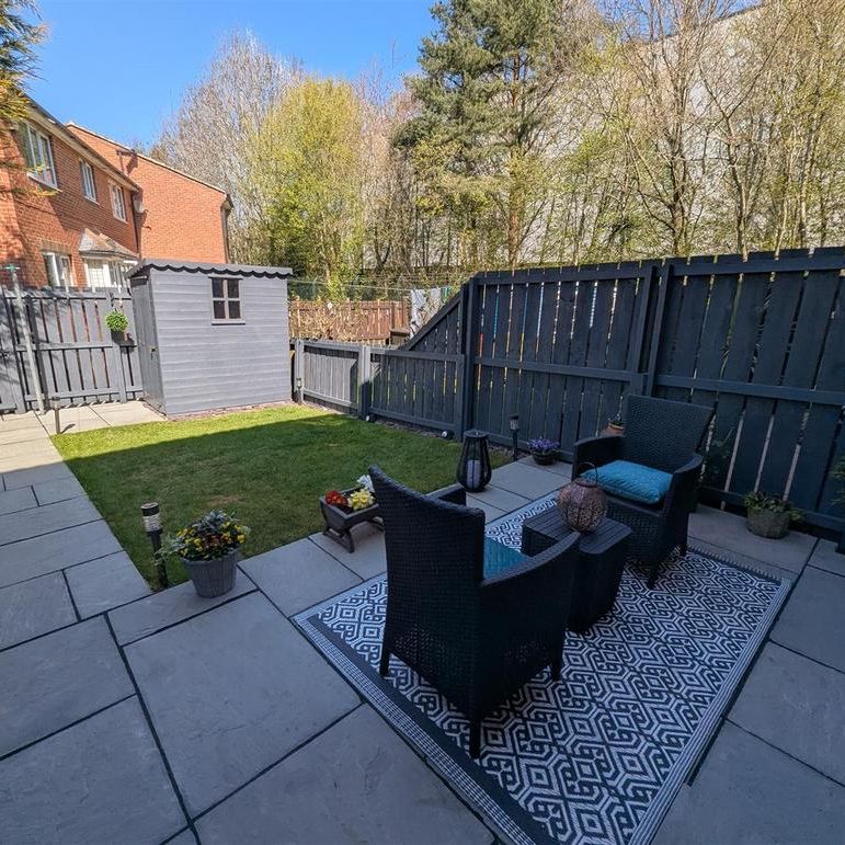 2 bedroom terraced house to rent - Photo 1